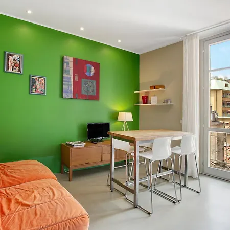 Delightful A Few Steps From Port *