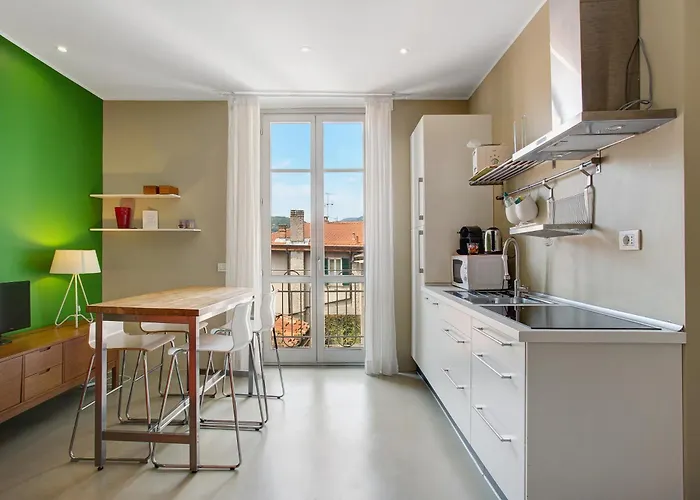 Delightful A Few Steps From Port 아파트 *